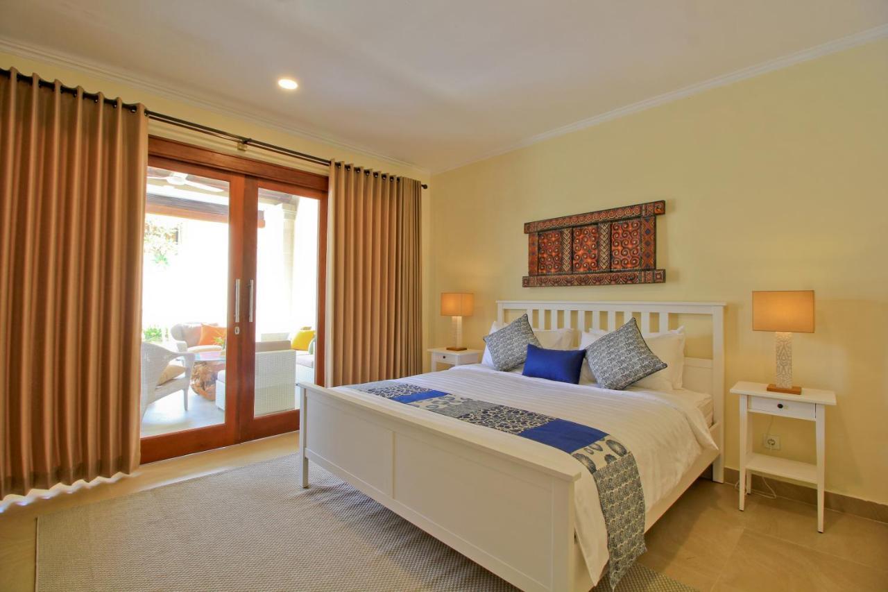 Uma Lima Villa Batu Belig - Close To The Beach Canggu Eksteriør billede