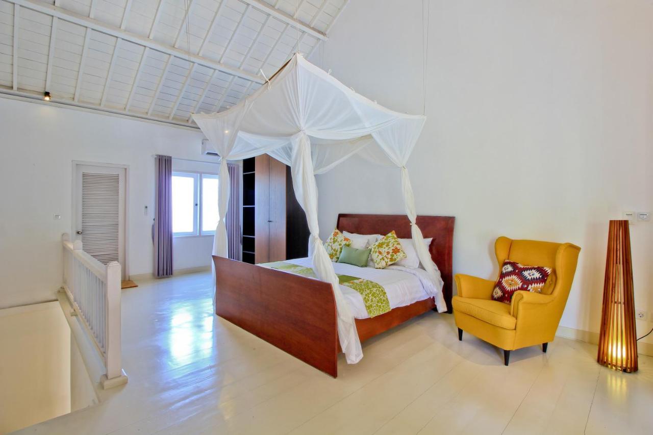 Uma Lima Villa Batu Belig - Close To The Beach Canggu Eksteriør billede