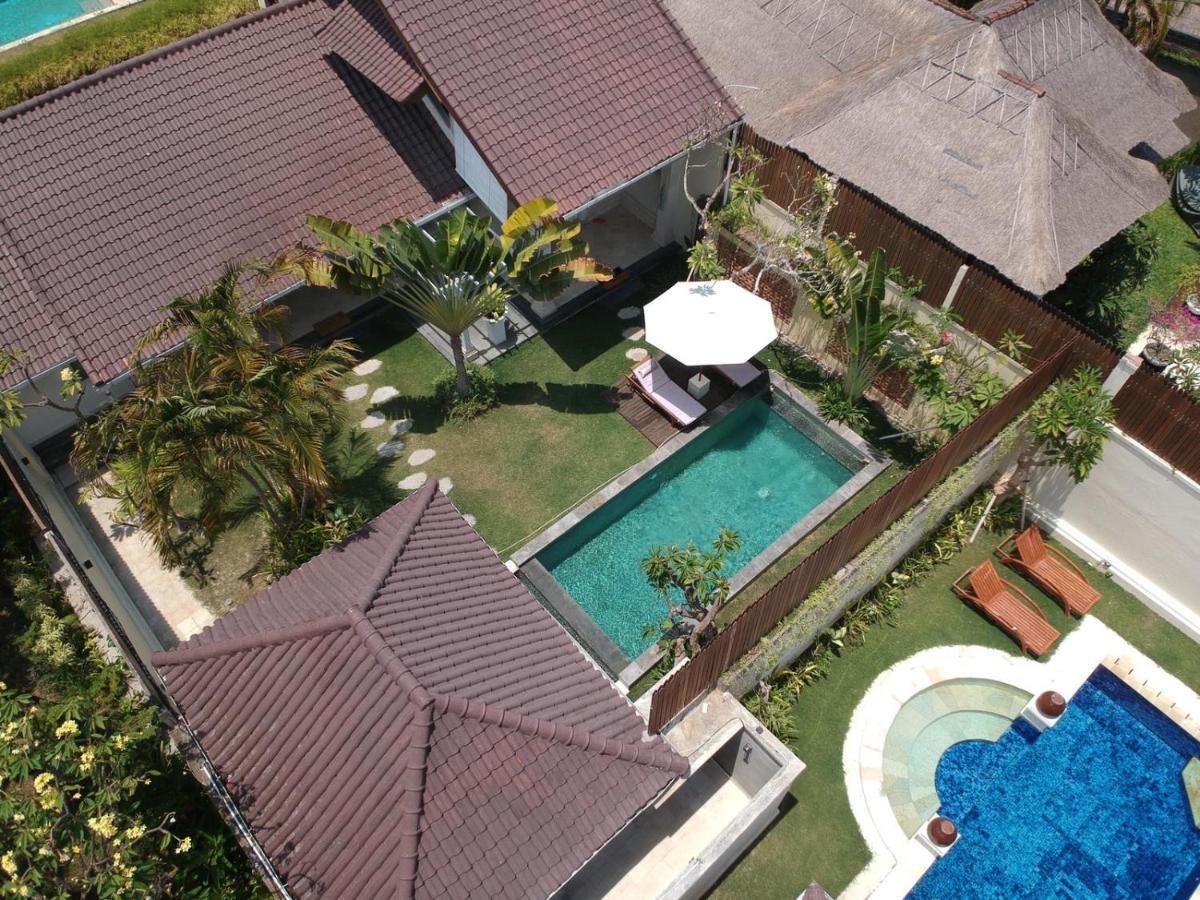 Uma Lima Villa Batu Belig - Close To The Beach Canggu Eksteriør billede