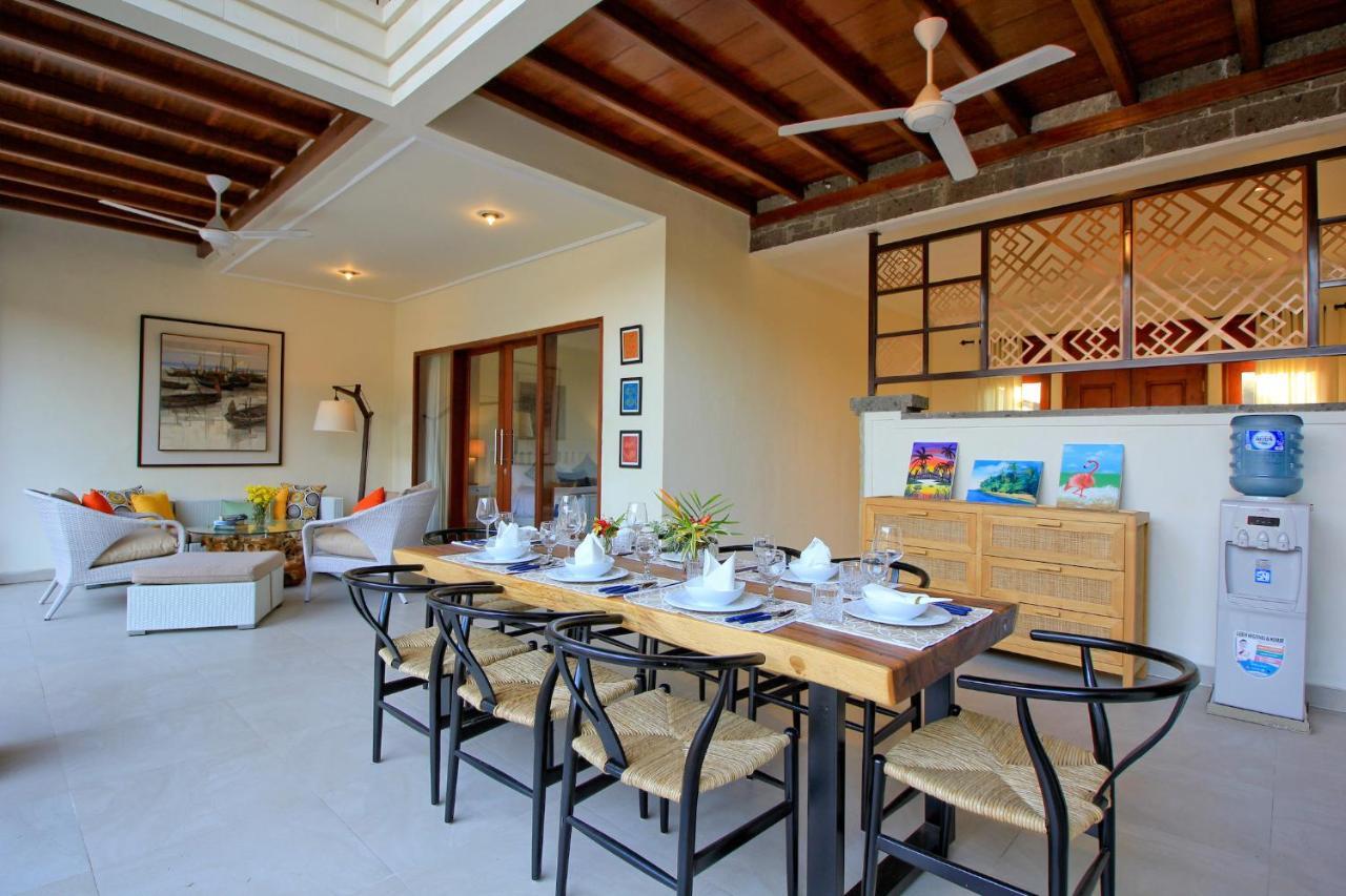 Uma Lima Villa Batu Belig - Close To The Beach Canggu Eksteriør billede